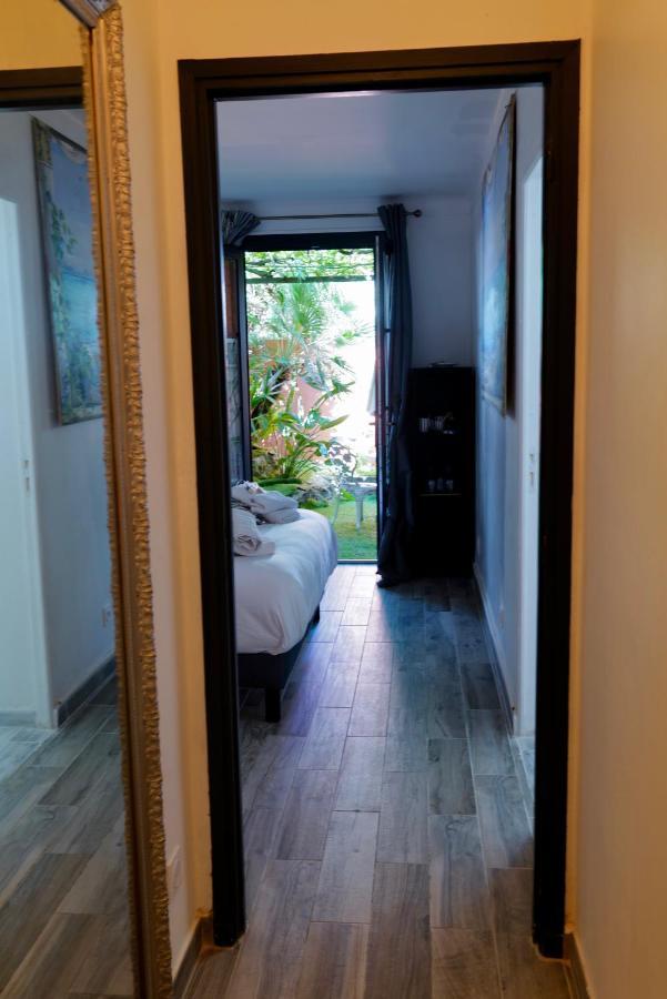 Lou Pitchoun Luxe Et Serenite Au Coeur De Saint-Tropez Suite Familiale Avec Chambre Separee Avec Jardin Enchanteur Pour 4 Adultes Et 1 Enfant Bagian luar foto