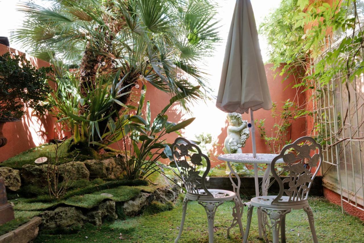 Lou Pitchoun Luxe Et Serenite Au Coeur De Saint-Tropez Suite Familiale Avec Chambre Separee Avec Jardin Enchanteur Pour 4 Adultes Et 1 Enfant Bagian luar foto