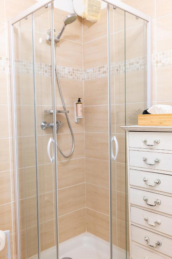 Lou Pitchoun Luxe Et Serenite Au Coeur De Saint-Tropez Suite Familiale Avec Chambre Separee Avec Jardin Enchanteur Pour 4 Adultes Et 1 Enfant Bagian luar foto