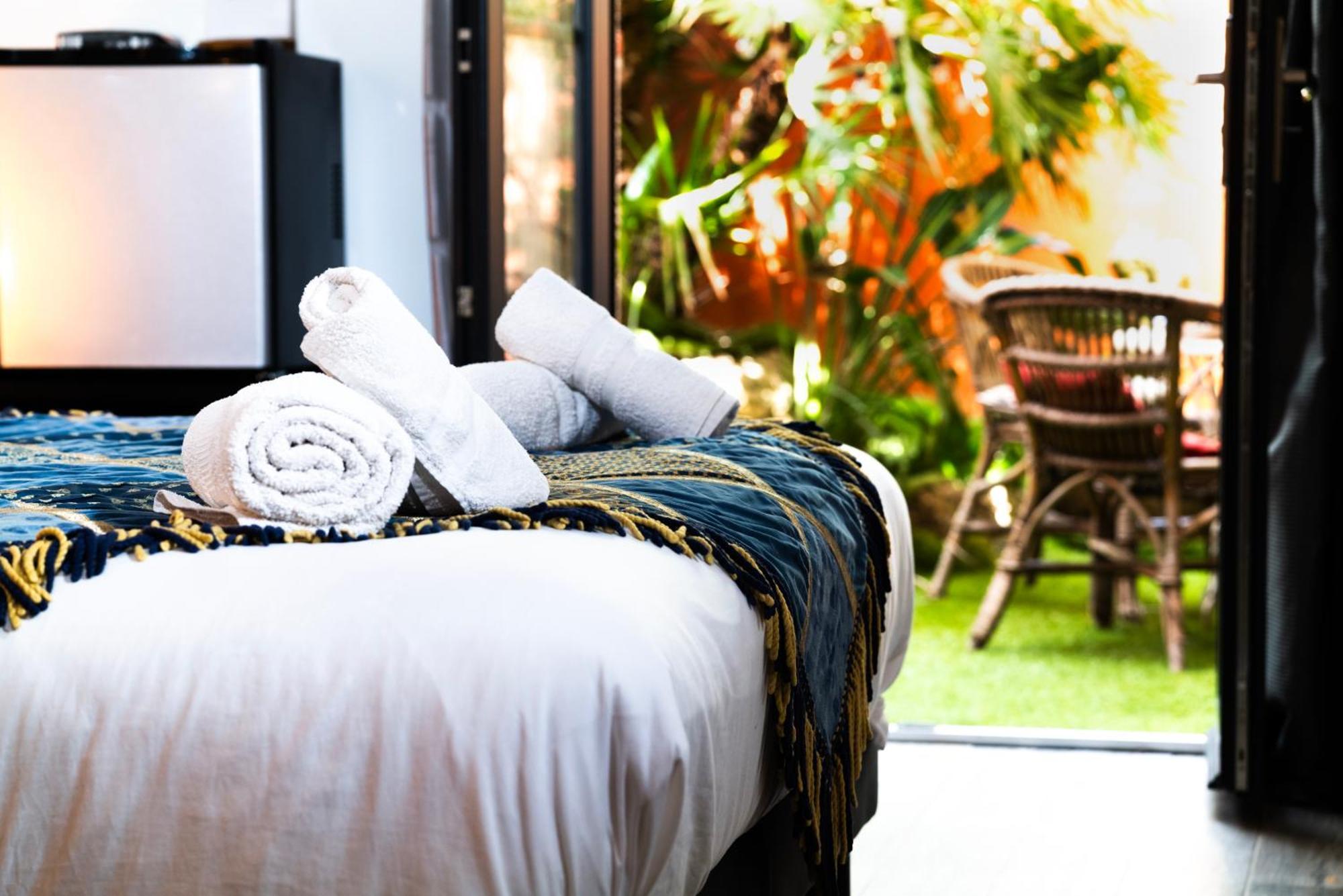 Lou Pitchoun Luxe Et Serenite Au Coeur De Saint-Tropez Suite Familiale Avec Chambre Separee Avec Jardin Enchanteur Pour 4 Adultes Et 1 Enfant Bagian luar foto