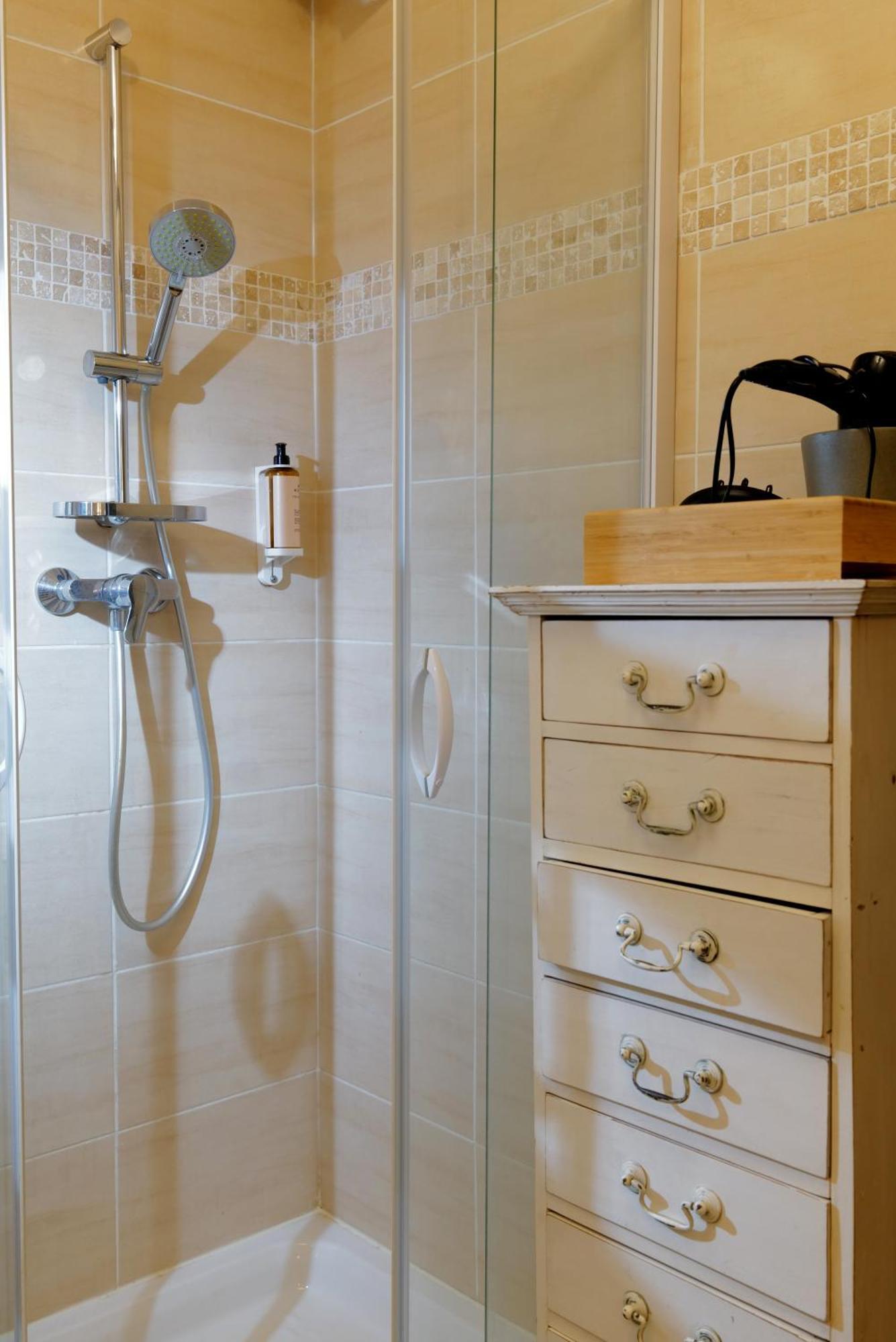 Lou Pitchoun Luxe Et Serenite Au Coeur De Saint-Tropez Suite Familiale Avec Chambre Separee Avec Jardin Enchanteur Pour 4 Adultes Et 1 Enfant Bagian luar foto